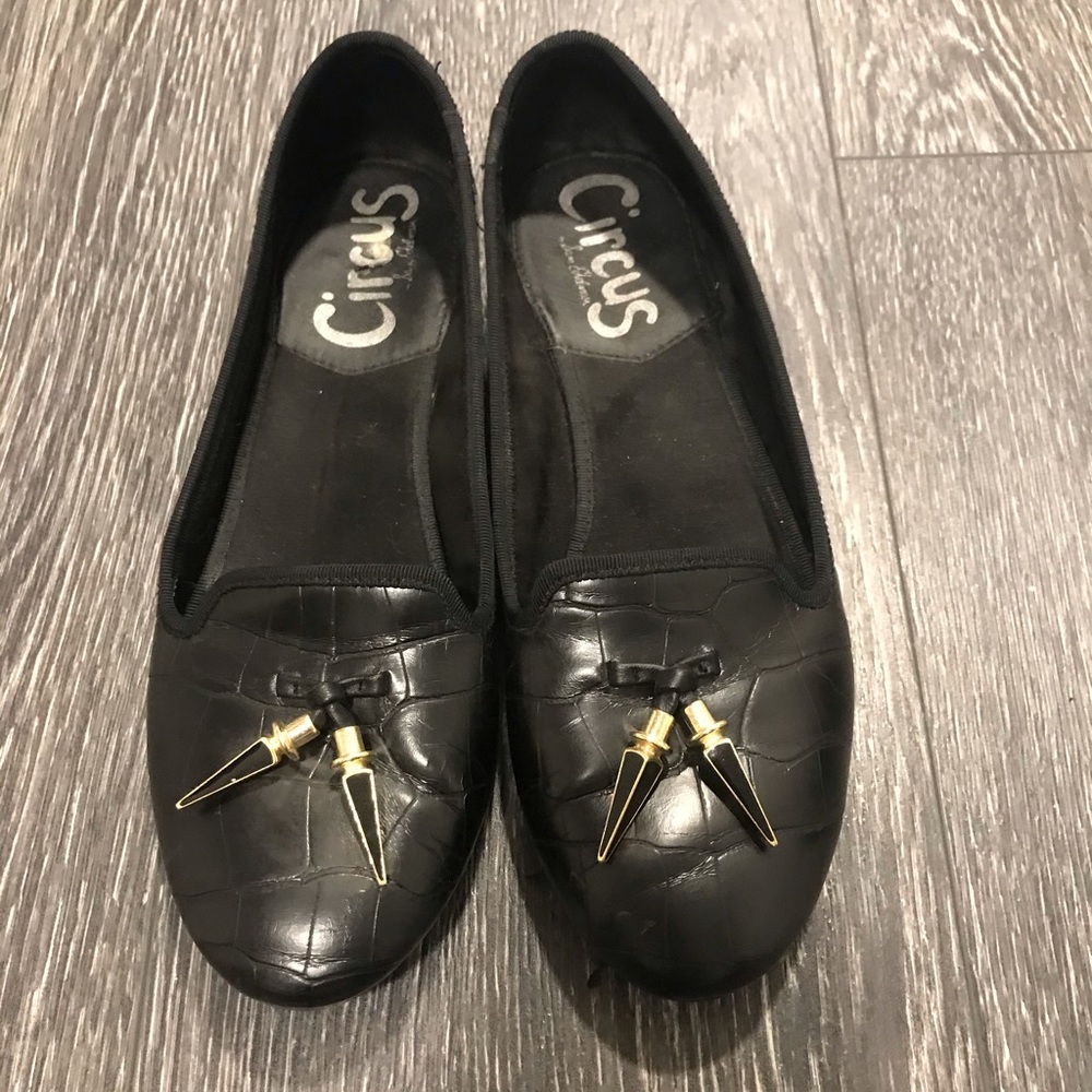 Sam Edelman circus black- black/gold tassel 6.5
